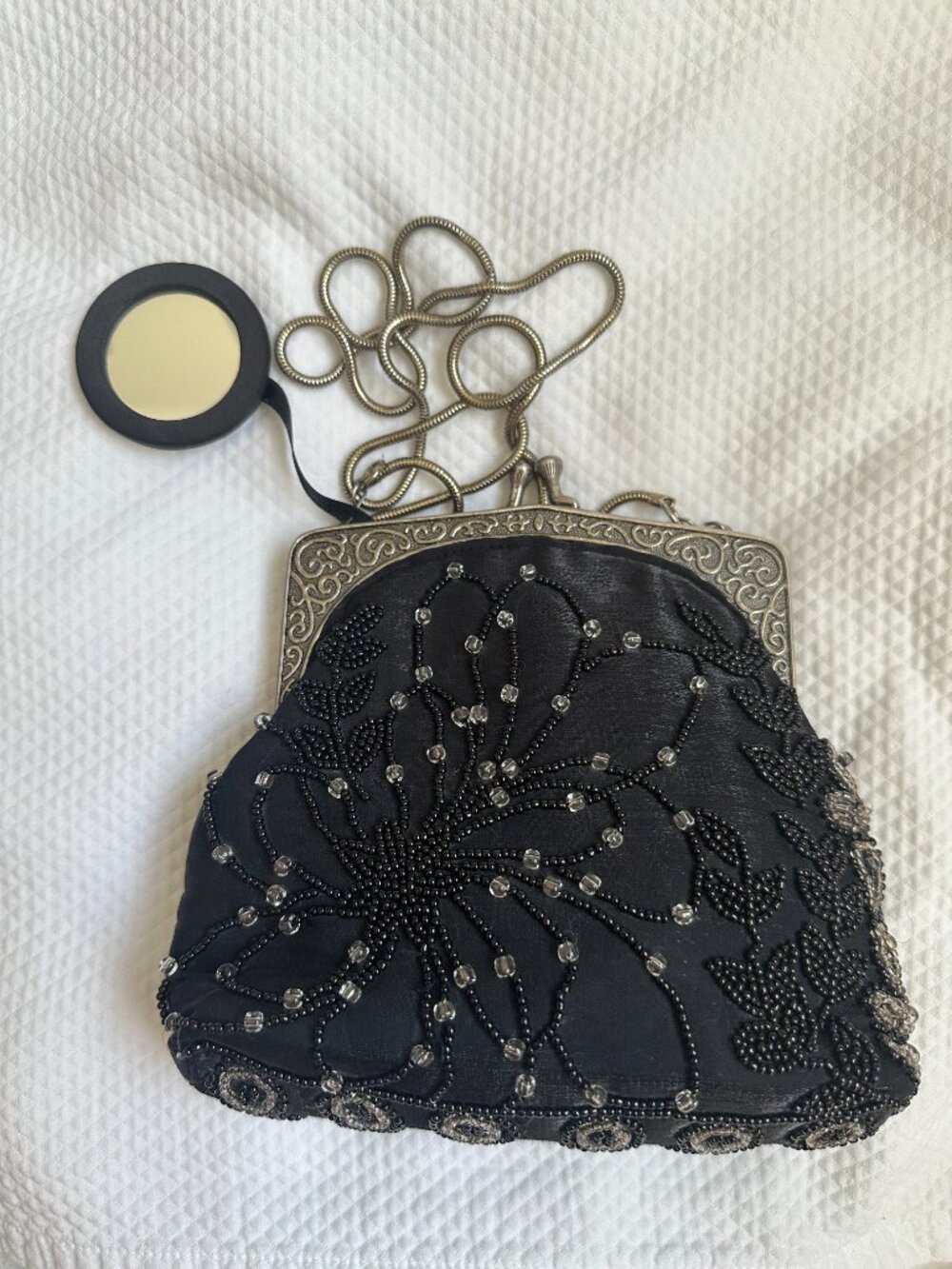 Vintage Valerie Stevens Black Beaded Silk Evening Bag with Mirror & Chain - Picture 8 of 8